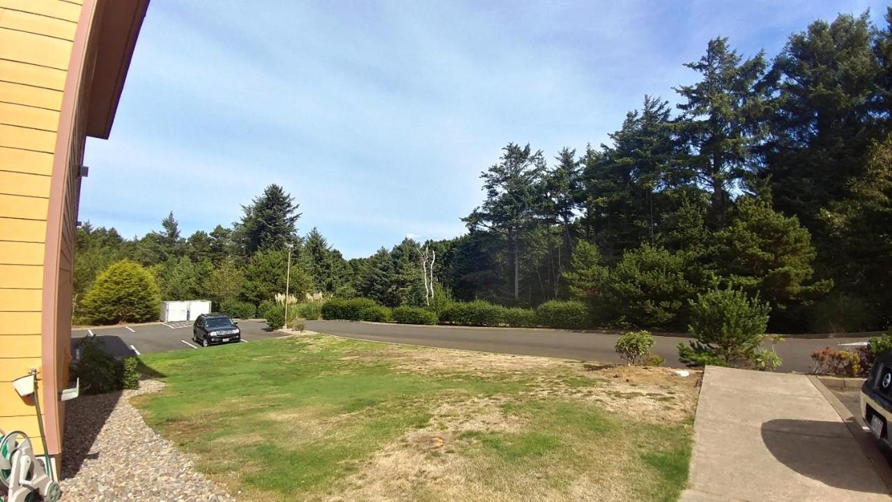 Palace Inn & Suites Lincoln City Eksteriør bilde