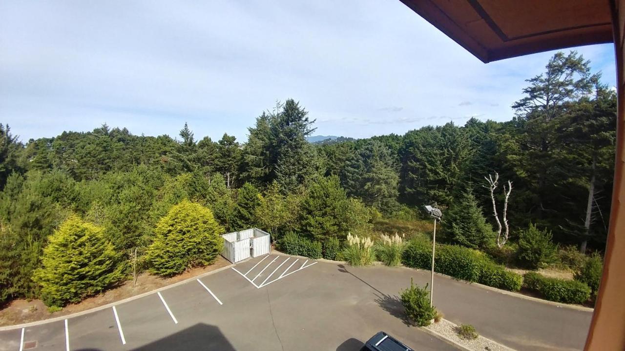 Palace Inn & Suites Lincoln City Eksteriør bilde