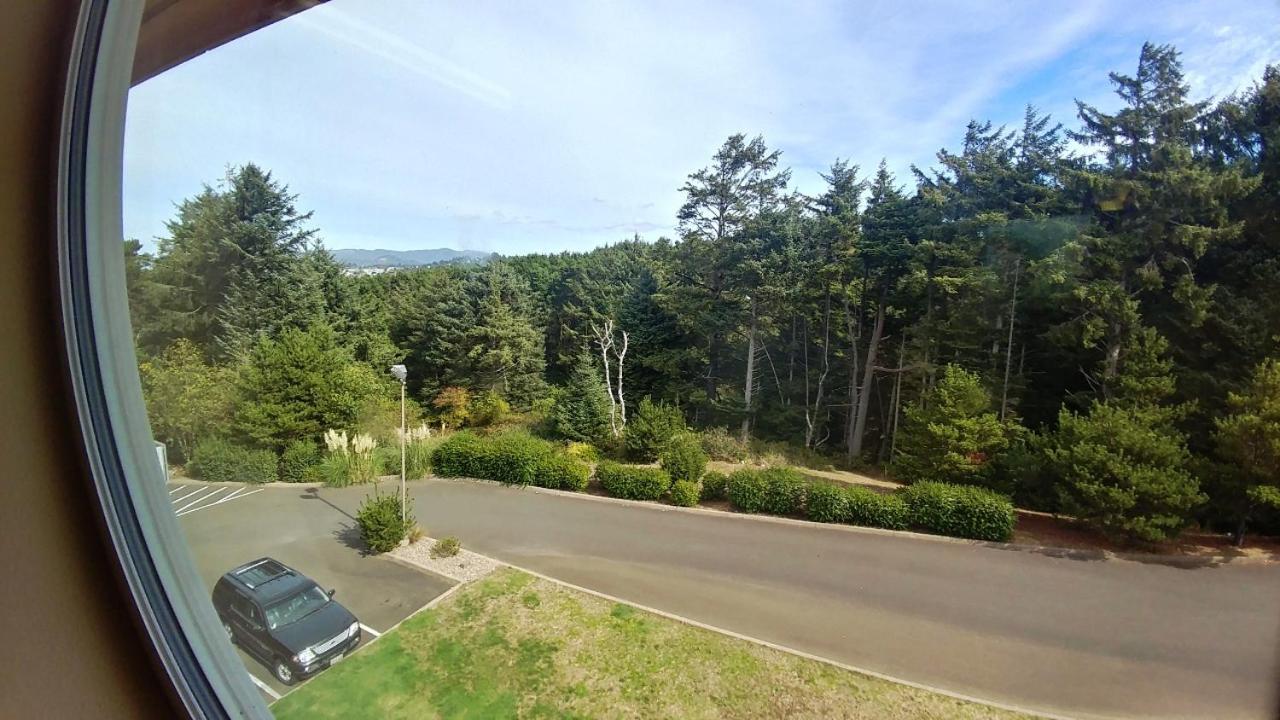 Palace Inn & Suites Lincoln City Eksteriør bilde