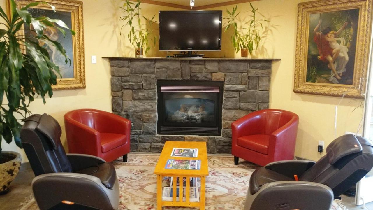 Palace Inn & Suites Lincoln City Eksteriør bilde