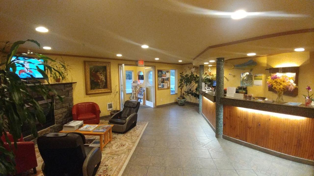 Palace Inn & Suites Lincoln City Eksteriør bilde